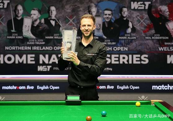 福斯特与扎 福斯特与扎