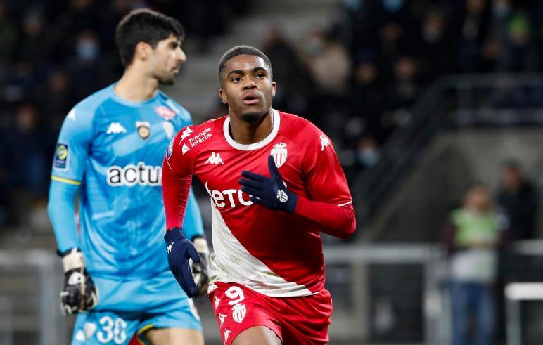 随着赛季的 随着赛季的