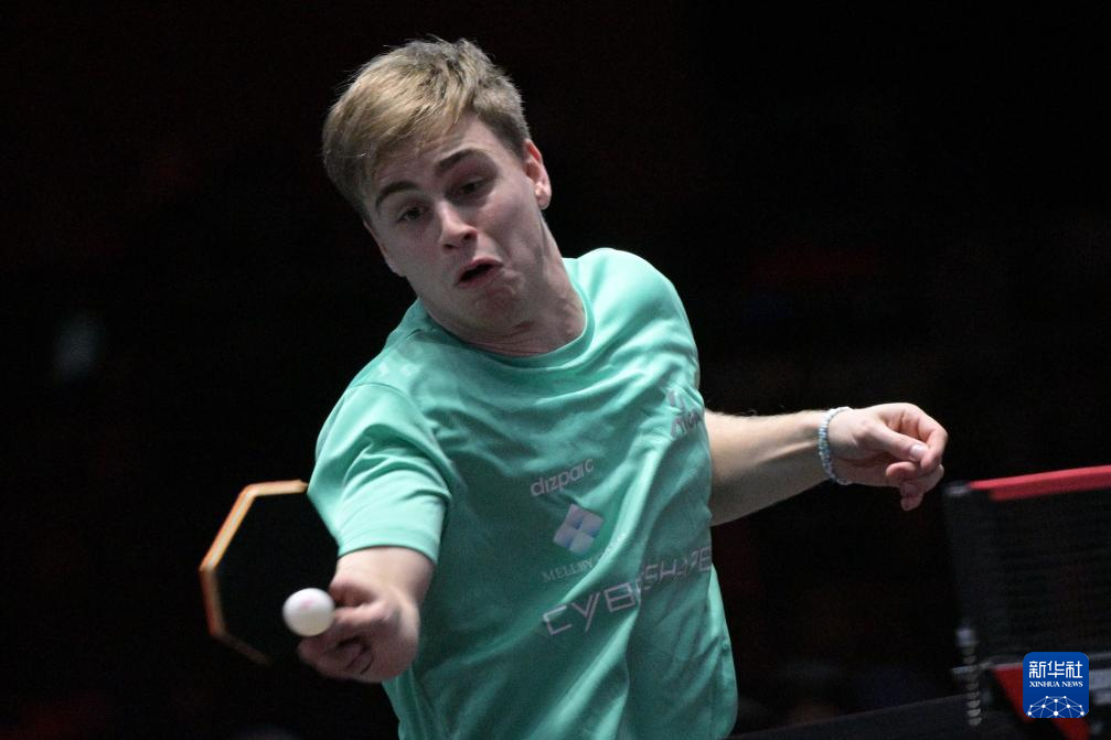 模与战略上 模与战略上