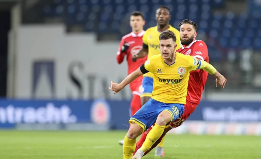 尤其是其主 尤其是其主