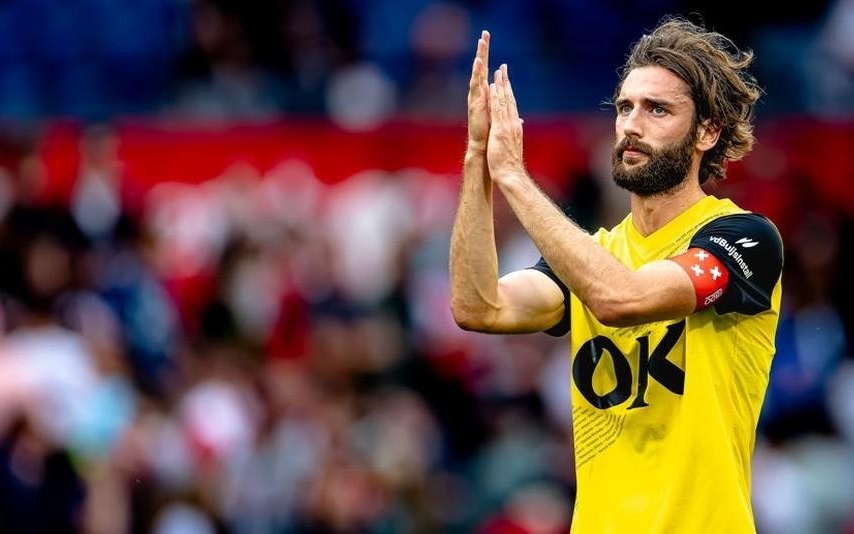 完成此壮举 完成此壮举