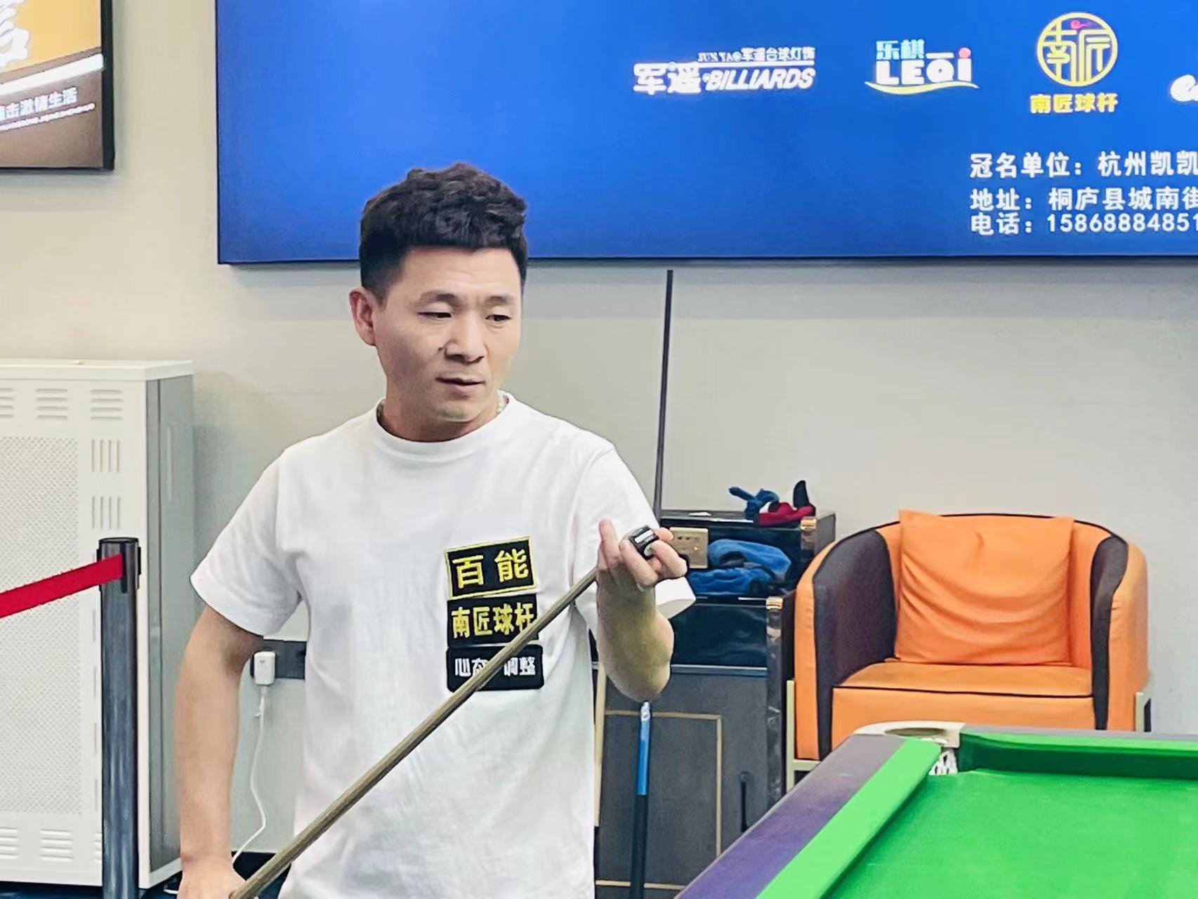 但却仿佛是 但却仿佛是