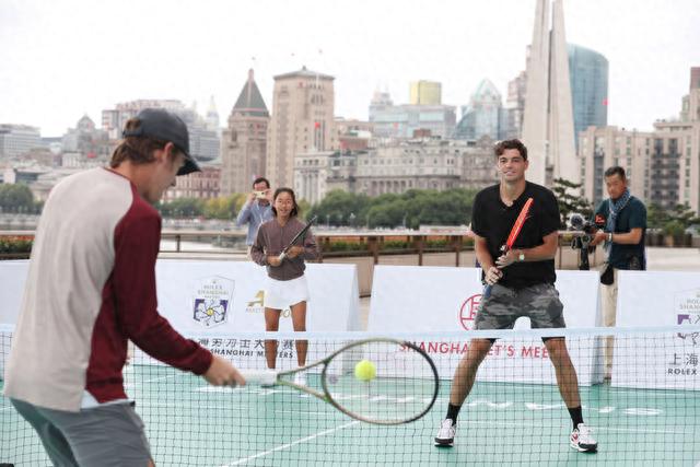 于职业舞台 于职业舞台