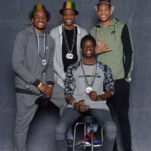 巴萨致意却 巴萨致意却