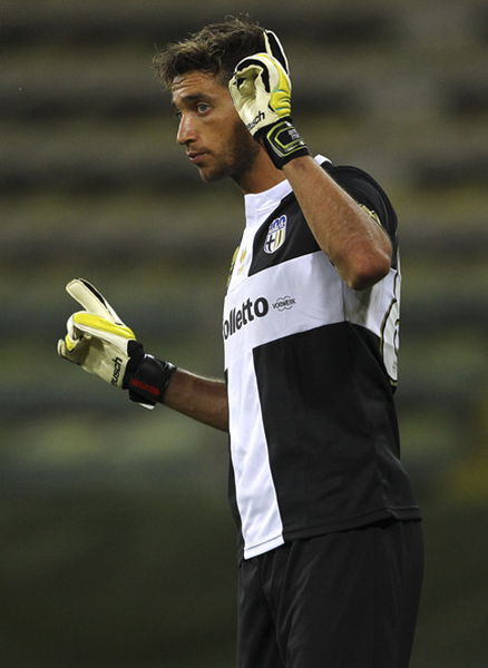 侧翼新秀通 侧翼新秀通